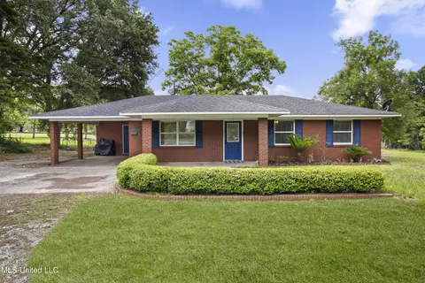14160 Schanbacher Rd, Gulfport, MS 39503