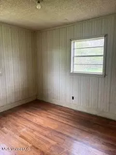 Bedroom - 326 S Washington St, Brookhaven, MS 39601 photo 2 of 2
