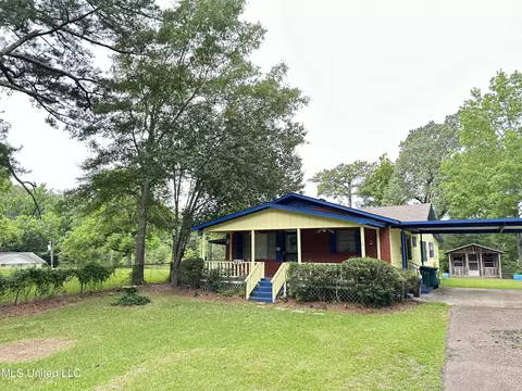 6813 Terry Rd, Terry, MS 39170