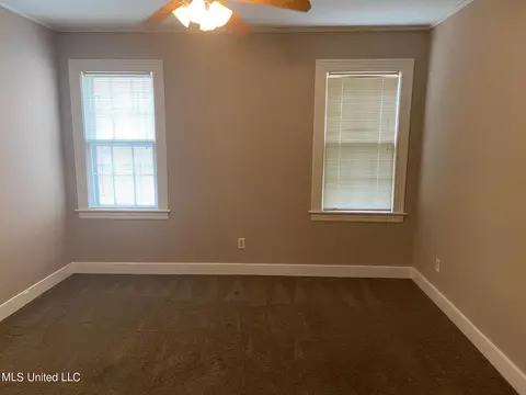 201 E Semmes St, Canton, MS 39046 photo 10