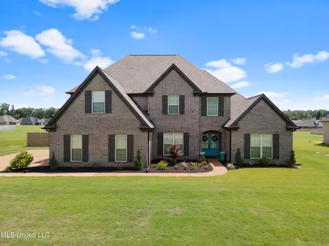 8153 Williamson Dr, Olive Branch, MS 38654