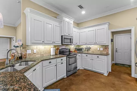 157 Britton Cir, Flowood, MS 39232 photo 11