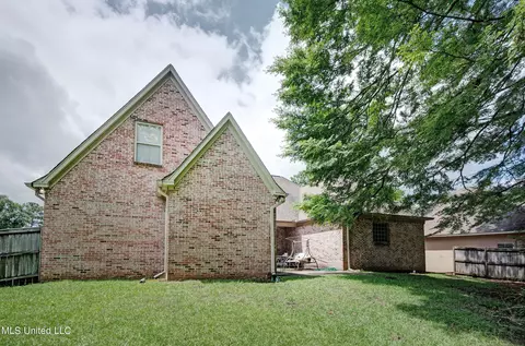 Exterior - 100 Wind Dance Dr, Madison, MS 39110 photo 6 of 8