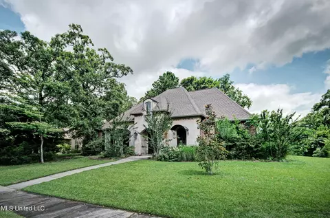 100 Wind Dance Dr, Madison, MS 39110