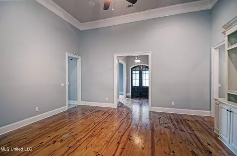 Living - 100 Wind Dance Dr, Madison, MS 39110 photo 2 of 2