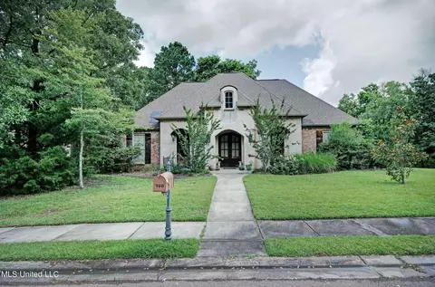 Exterior - 100 Wind Dance Dr, Madison, MS 39110 photo 2 of 8