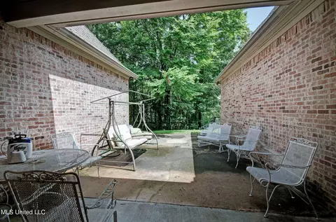 Exterior - 100 Wind Dance Dr, Madison, MS 39110 photo 7 of 8