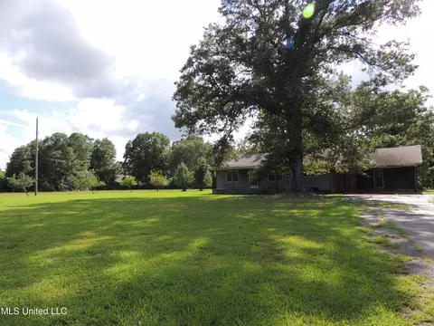 1709 Highway 305 Hwy, Olive Branch, MS 38654