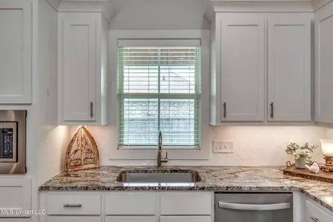 360 Emerald Way, Brandon, MS 39047 photo 15