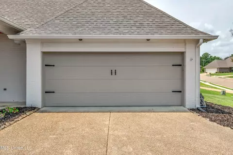 360 Emerald Way, Brandon, MS 39047 photo 6