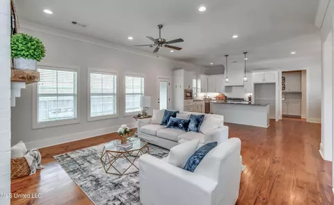 360 Emerald Way, Brandon, MS 39047 photo 8