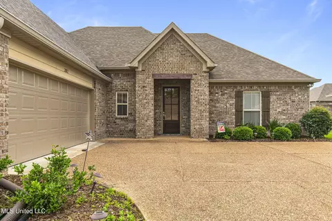 2002 E Ridge Cir, Madison, MS 39110 photo 2