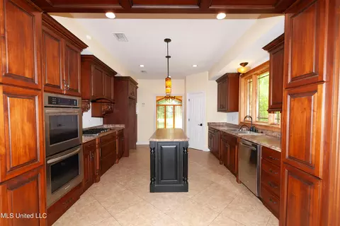 Kitchen - 203 Luther Davis Rd, Lucedale, MS 39452 photo 1 of 1