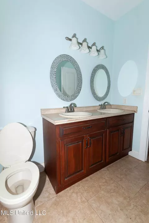 Bath - 203 Luther Davis Rd, Lucedale, MS 39452 photo 5 of 6