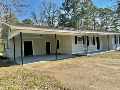 5838 Canton Park Dr, Jackson, MS 39211 photo 2