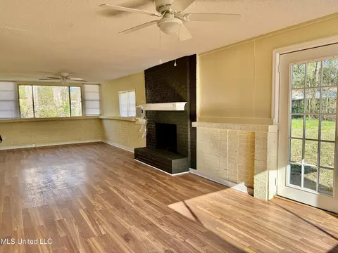5838 Canton Park Dr, Jackson, MS 39211 photo 7