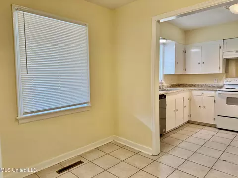 5838 Canton Park Dr, Jackson, MS 39211 photo 12