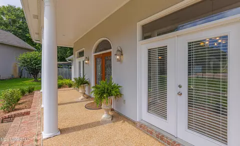 Exterior - 106 Windsor Cv, Madison, MS 39110 photo 6 of 13