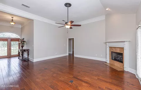 Living - 106 Windsor Cv, Madison, MS 39110 photo 1 of 3