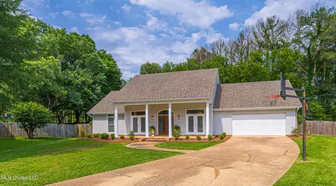 Exterior - 106 Windsor Cv, Madison, MS 39110 photo 2 of 13