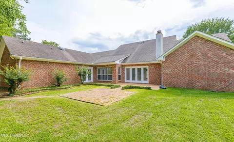 Exterior - 106 Windsor Cv, Madison, MS 39110 photo 11 of 13