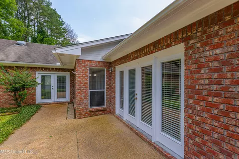 Exterior - 106 Windsor Cv, Madison, MS 39110 photo 13 of 13
