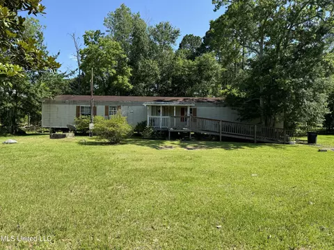 14309 Cullen St, Biloxi, MS 39532