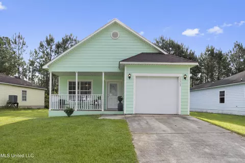 11512 Acorn Dr, Gulfport, MS 39503