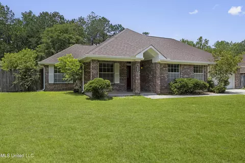13463 Tara Hills Dr, Gulfport, MS 39503