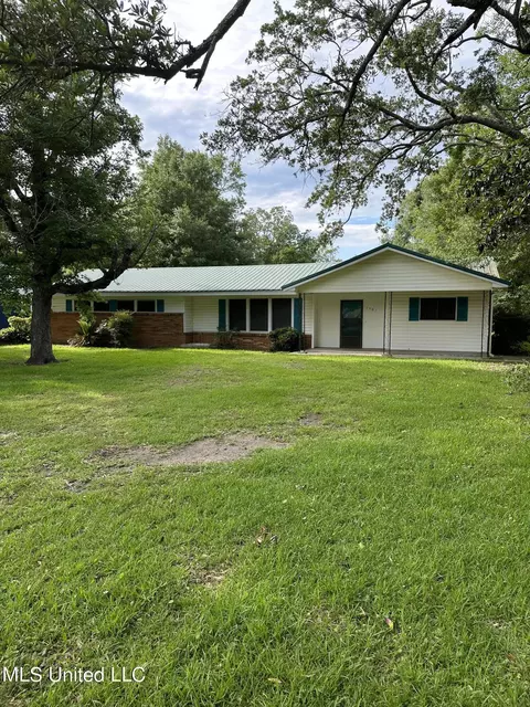 2907 Ryder Ave, Pascagoula, MS 39567