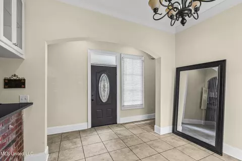 Entry Way - 116 Brisage Dr, Madison, MS 39110 photo 5 of 8