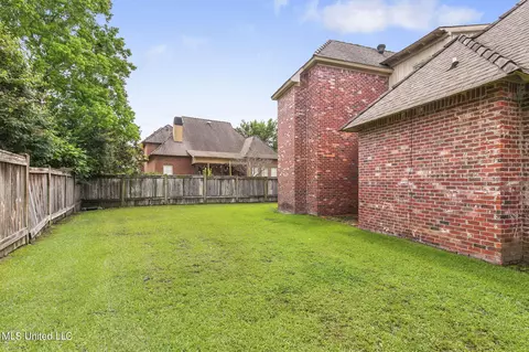Exterior - 116 Brisage Dr, Madison, MS 39110 photo 5 of 7