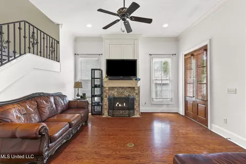 Living - 116 Brisage Dr, Madison, MS 39110 photo 1 of 2