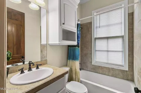Bath - 116 Brisage Dr, Madison, MS 39110 photo 6 of 6