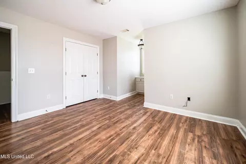 Bedroom - 440 Abbey Woods, Brandon, MS 39047 photo 5 of 5