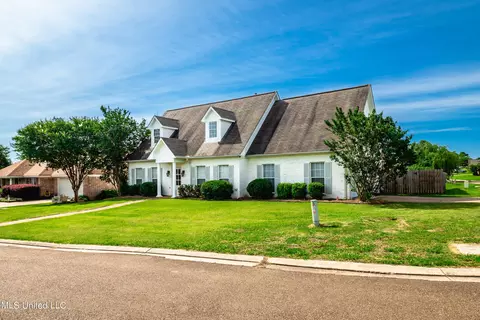 Exterior - 440 Abbey Woods, Brandon, MS 39047 photo 2 of 2