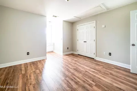Bedroom - 440 Abbey Woods, Brandon, MS 39047 photo 3 of 5