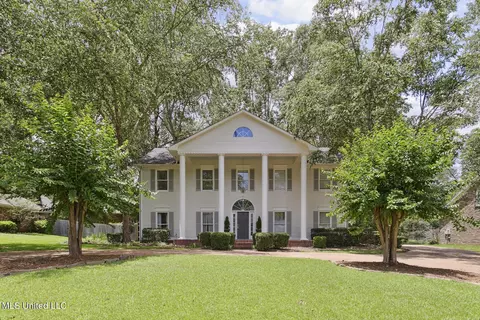 586 Arbor Dr, Madison, MS 39110