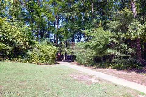 Exterior - 1289 Ridge Cv, Hernando, MS 38632 photo 6 of 6