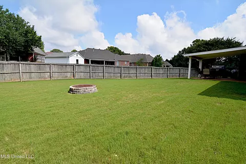Exterior - 1289 Ridge Cv, Hernando, MS 38632 photo 4 of 6
