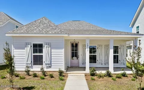 129 Everly Cir #28, Ocean Springs, MS 39564