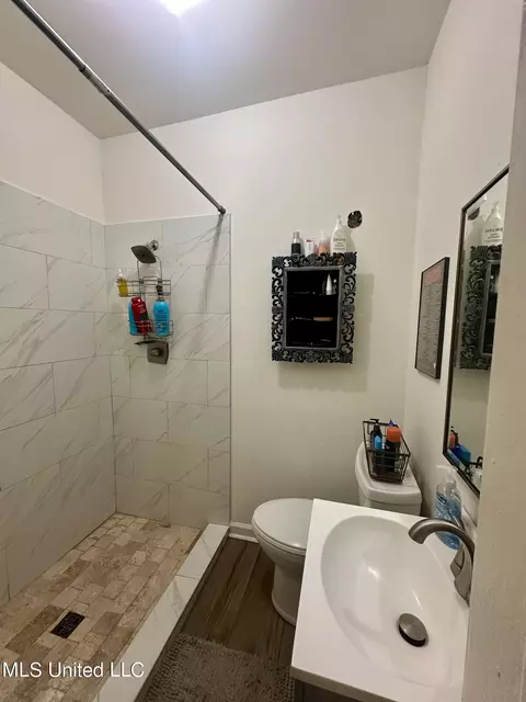 Bath - 409 E Fulton St, Canton, MS 39046 photo 1 of 2