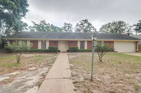 2195 George Walton Dr, Biloxi, MS 39531