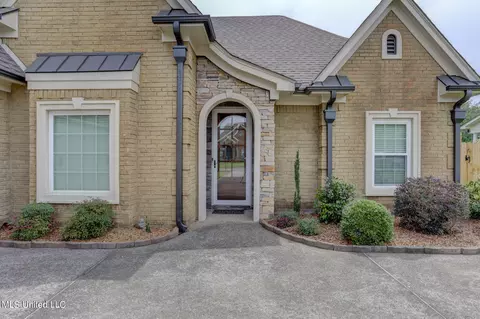 2372 Della St, Hernando, MS 38632 photo 5