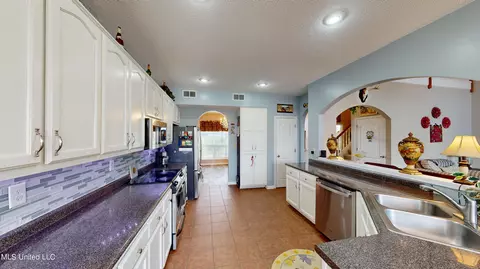 1515 Stone Gate Dr, Hernando, MS 38632 photo 13