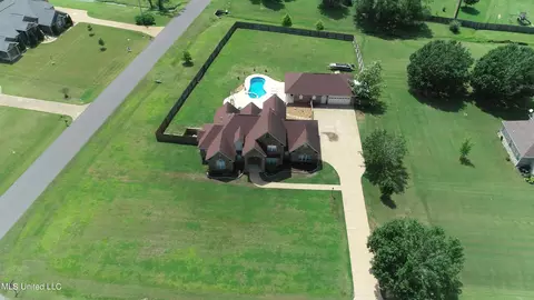 1515 Stone Gate Dr, Hernando, MS 38632 photo 6