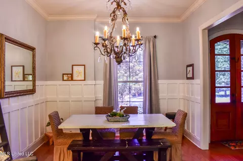 Dining - 128 Covey Run, Madison, MS 39110 photo 2 of 2