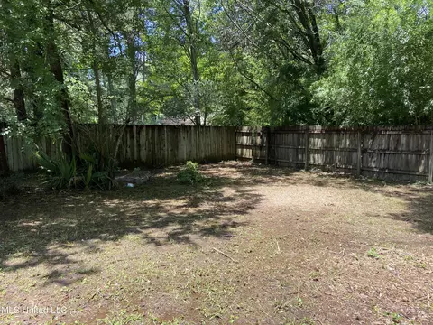 136 N Sunset Ter, Jackson, MS 39212 photo 31