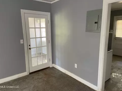 136 N Sunset Ter, Jackson, MS 39212 photo 17