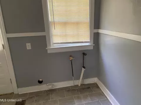 136 N Sunset Ter, Jackson, MS 39212 photo 13